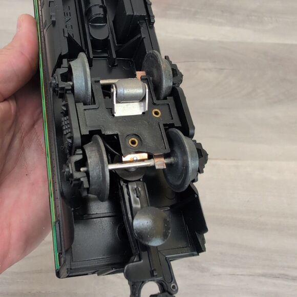 Lionel 6-151043 Reading Company Passenger Car W/ Box - Picture 6 of 13